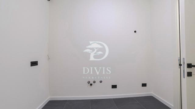 Stan, Trosoban, Prodaja, 70m2, Bulevar despota Stefana