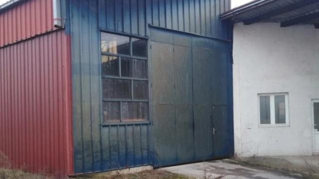 Poslovni prostor, Petosoban i veći, Prodaja, 1500m2, Žiča, Okolno mesto, Kovackih boraca
