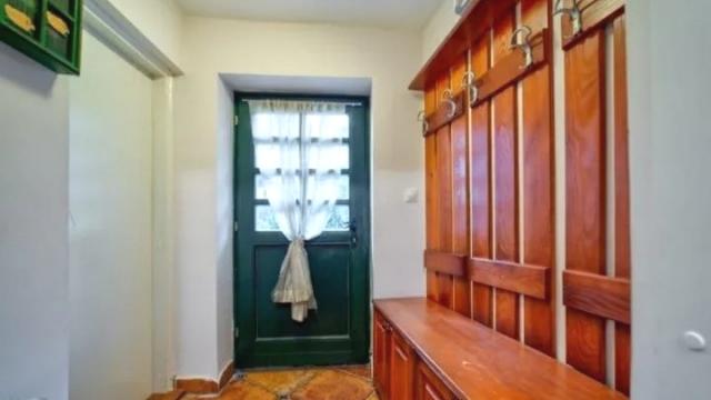 Stan, Trosoban, Prodaja, 70m2, Kraljevi Konaci