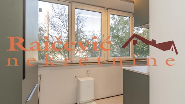 Stan, Trosoban, Prodaja, 78m2, Senjak, Savski venac, Bulevar Vojvode Misica