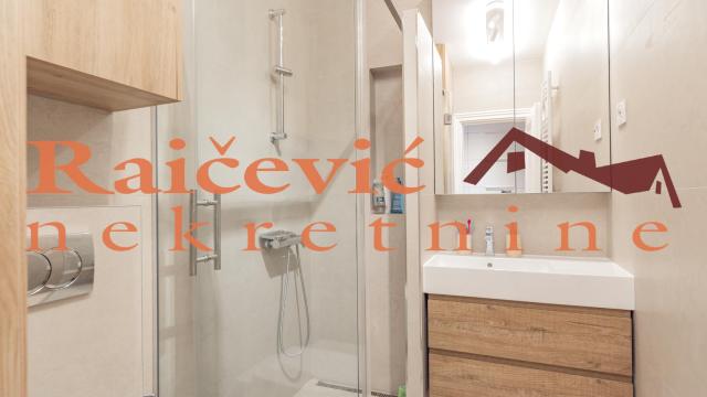 Stan, Trosoban, Prodaja, 78m2, Senjak, Savski venac, Bulevar Vojvode Misica