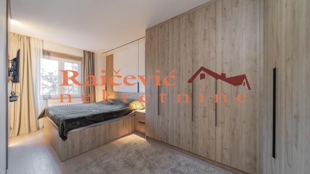 Stan, Trosoban, Prodaja, 78m2, Senjak, Savski venac, Bulevar Vojvode Misica