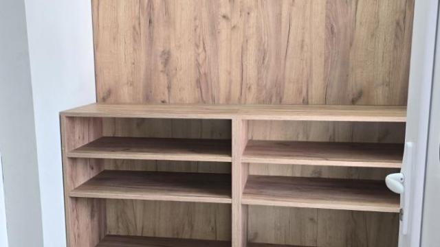 Kuća, Izdavanje, 500m2, Ledine, Novi Beograd, Vinogradska