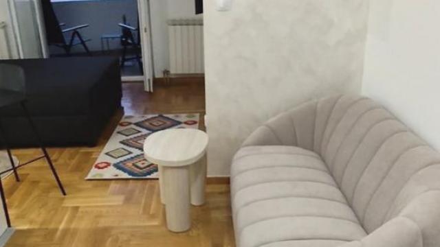 Stan, Garsonjera, Izdavanje, 31m2, Djeram pijaca, Zvezdara, Đevđelijska