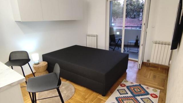 Stan, Garsonjera, Izdavanje, 31m2, Djeram pijaca, Zvezdara, Đevđelijska