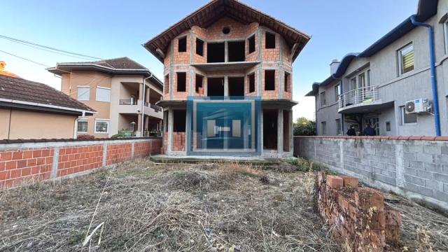 Kuća, Prodaja, 452m2, Centar, Gradska lokacija, Jagodina