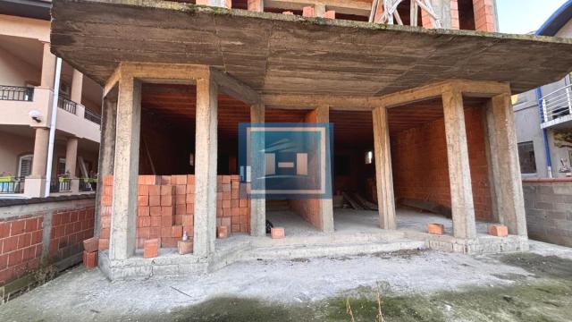 Kuća, Prodaja, 452m2, Centar, Gradska lokacija, Jagodina