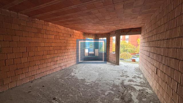 Kuća, Prodaja, 452m2, Centar, Gradska lokacija, Jagodina