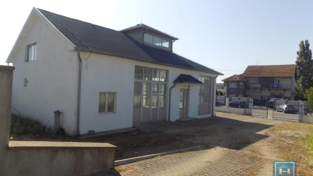 Poslovni prostor, Izdavanje, 154m2, Paraćin
