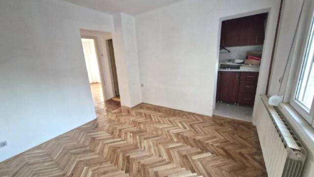 Stan, Dvosoban, Prodaja, 47m2, Venizelosova