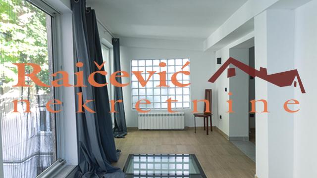 Kuća, Petosoban, Prodaja, 204m2, Stari grad, Studentski trg