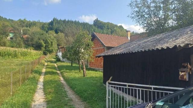 Kuća, četvorosoban, Prodaja, 80m2, Solotuša, Okolno mesto, Solotusa