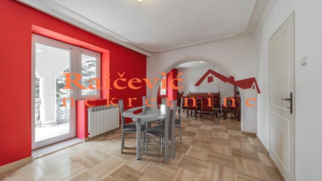 Kuća, Izdavanje, 544m2, Trošarina, Voždovac, Beranska