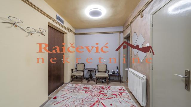 Stan, četvorosoban, Prodaja, 104m2, Gradska bolnica, Zvezdara, Cingrijina