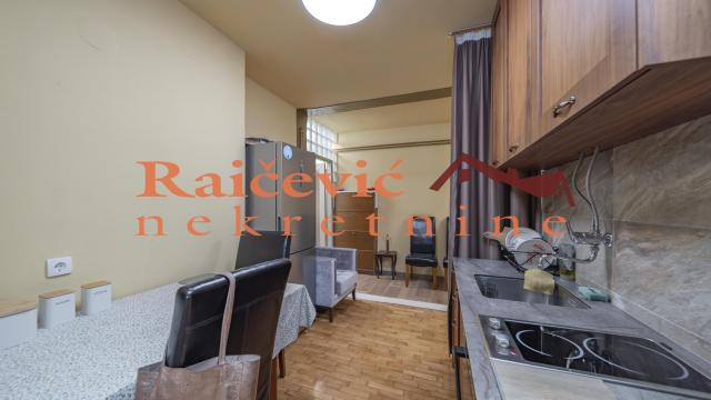 Stan, četvorosoban, Prodaja, 104m2, Gradska bolnica, Zvezdara, Cingrijina