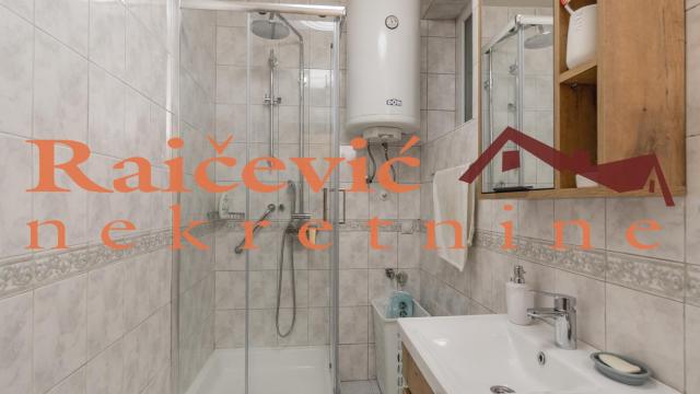 Stan, četvorosoban, Prodaja, 104m2, Gradska bolnica, Zvezdara, Cingrijina