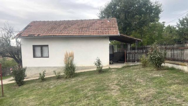 Kuća, Trosoban, Prodaja, 160m2, Brdjani, Okolno mesto, Brdjani