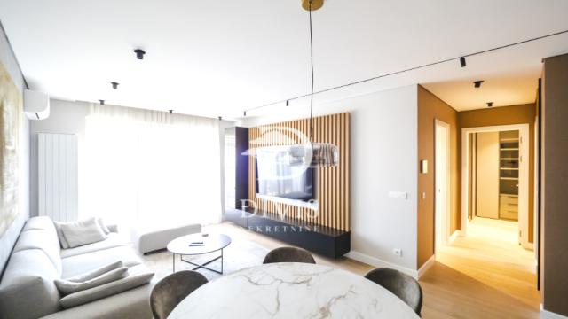 Stan, Trosoban, Prodaja, 82m2, Džona Kenedija