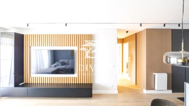 Stan, Trosoban, Prodaja, 82m2, Džona Kenedija