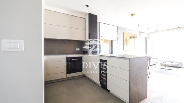 Stan, Trosoban, Prodaja, 82m2, Džona Kenedija