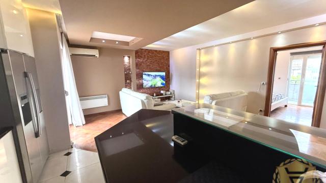 Stan, Troiposoban, Izdavanje, 96m2, Palata pravde, Savski venac, Vojvode Milenka