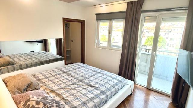 Stan, Troiposoban, Izdavanje, 96m2, Palata pravde, Savski venac, Vojvode Milenka