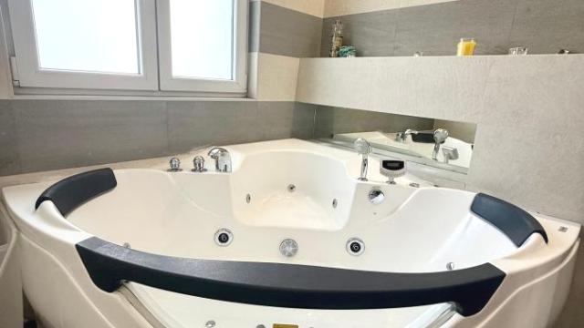 Stan, Troiposoban, Izdavanje, 96m2, Palata pravde, Savski venac, Vojvode Milenka