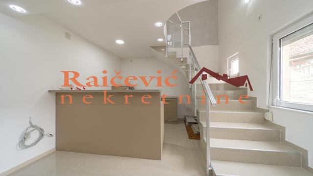 Poslovni prostor, Petosoban, Izdavanje, 180m2, Lekino brdo, Voždovac, Bakiceva