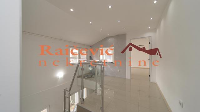 Poslovni prostor, Petosoban, Izdavanje, 180m2, Lekino brdo, Voždovac, Bakiceva