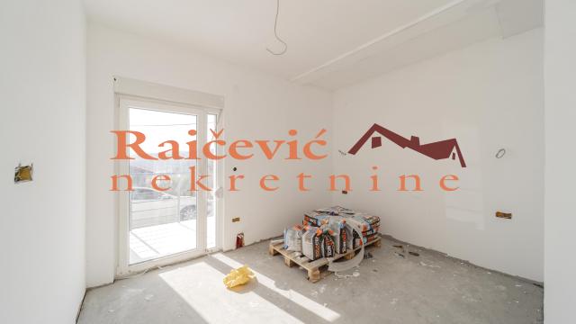 Stan, Trosoban, Prodaja, 95m2, Kaludjerica, Grocka, Kaludjerica