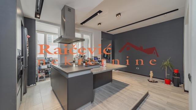 Stan, Trosoban, Prodaja, 83m2, Centar, Savski venac, Admirala Geprata