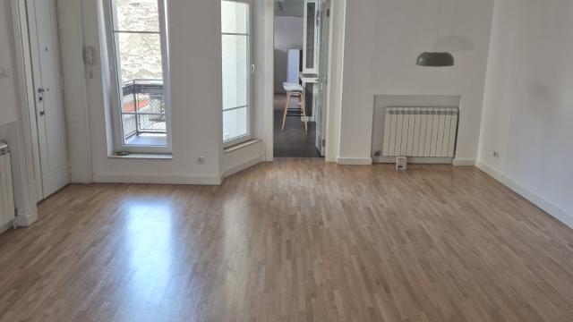 Stan, Troiposoban, Izdavanje, 98m2, Dorćol, Stari grad, Cara Dusana