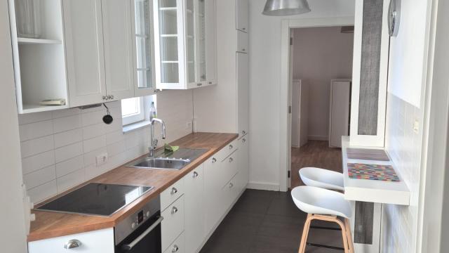 Stan, Troiposoban, Izdavanje, 98m2, Dorćol, Stari grad, Cara Dusana