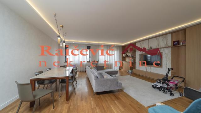 Stan, četvorosoban, Izdavanje, 98m2, Crveni krst, Vračar, Gajeva