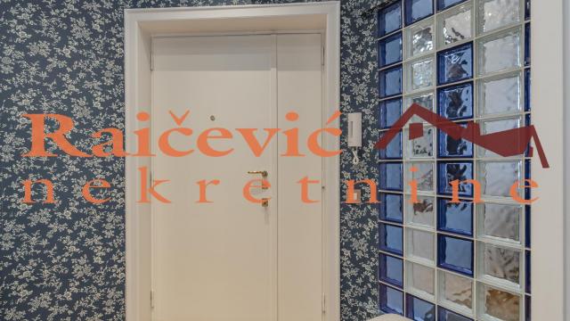 Stan, Trosoban, Prodaja, 107m2, Cvetni trg, Vračar, Krunska