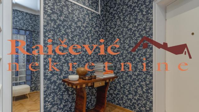 Stan, Trosoban, Prodaja, 107m2, Cvetni trg, Vračar, Krunska