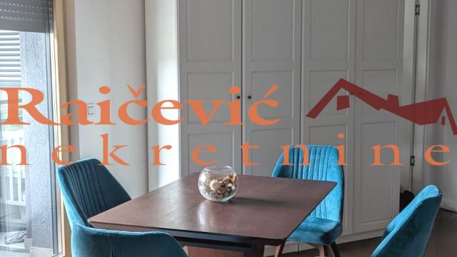 Stan, Dvosoban, Prodaja, 49m2, Hram svetog Save, Vračar, Nebojsina