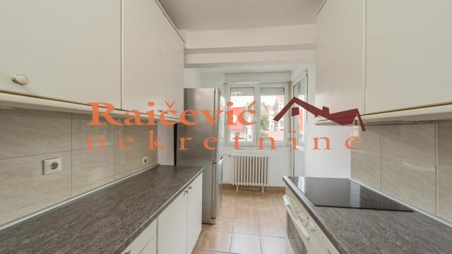 Stan, Trosoban, Izdavanje, 85m2, Hram svetog Save, Vračar, Kataniceva