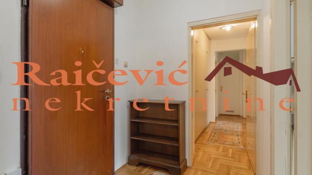 Stan, Trosoban, Izdavanje, 85m2, Hram svetog Save, Vračar, Kataniceva