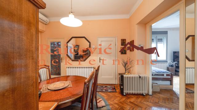 Stan, Trosoban, Prodaja, 65m2, Kalenić pijaca, Vračar, Trnska