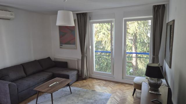 Stan, Trosoban, Izdavanje, 72m2, Kalenić pijaca, Vračar, Molerova