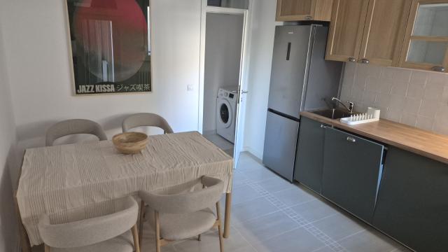 Stan, Trosoban, Izdavanje, 72m2, Kalenić pijaca, Vračar, Molerova