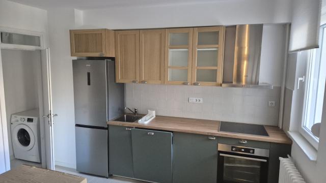 Stan, Trosoban, Izdavanje, 72m2, Kalenić pijaca, Vračar, Molerova