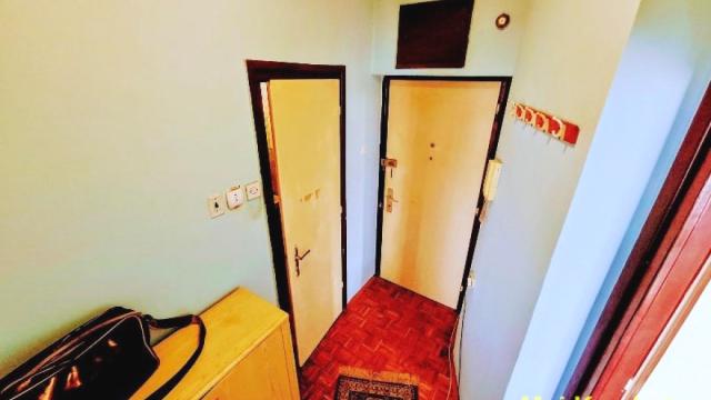 Stan, Jednosoban, Prodaja, 36m2, Ekonomski fakultet, Savski venac, Karađorđeva