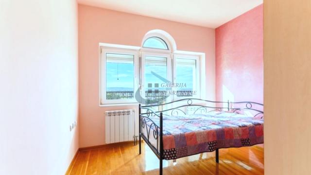 Stan, četvorosoban, Prodaja, 99m2, Farmaceutski fakultet, Voždovac, Save Jovanovića