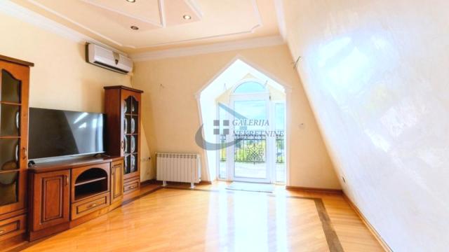 Stan, četvorosoban, Prodaja, 99m2, Farmaceutski fakultet, Voždovac, Save Jovanovića