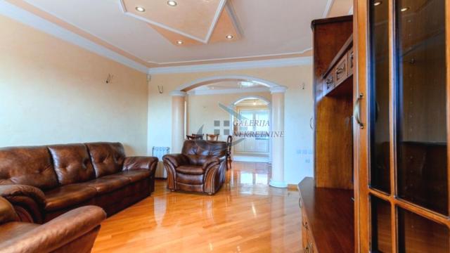 Stan, četvorosoban, Prodaja, 115m2, Farmaceutski fakultet, Voždovac, Save Jovanovića