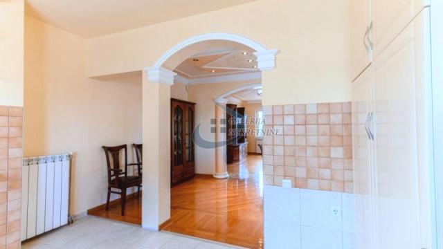 Stan, četvorosoban, Prodaja, 115m2, Farmaceutski fakultet, Voždovac, Save Jovanovića