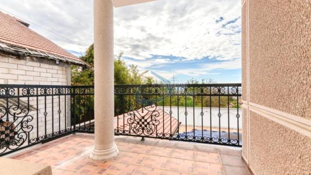 Stan, četvorosoban, Prodaja, 115m2, Farmaceutski fakultet, Voždovac, Save Jovanovića