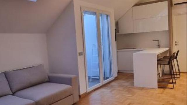 Stan, Dvosoban, Izdavanje, 48m2, Čubura, Vračar, Sazonova